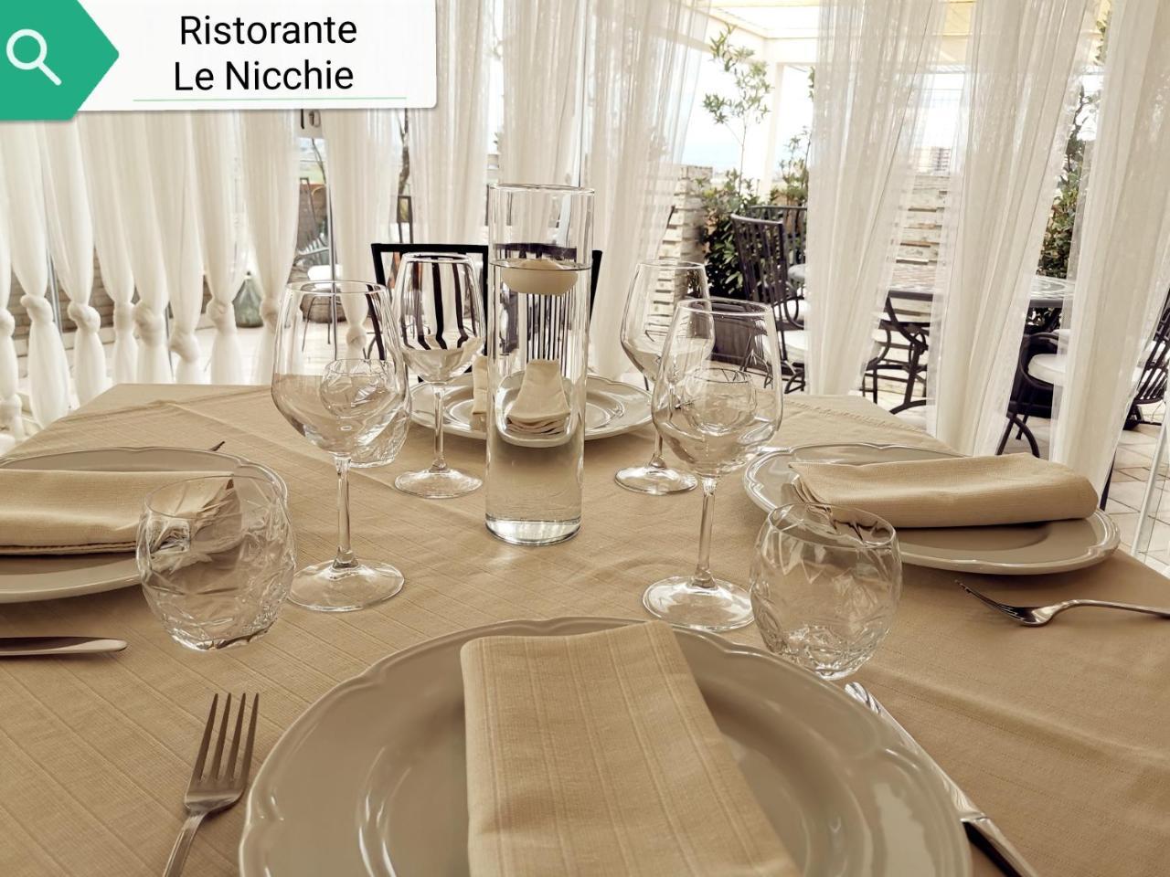 Le Nicchie Guest House 루체라 외부 사진